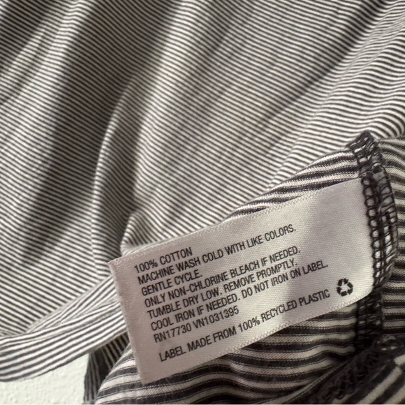 Universal Threads Hematite Stripe Tee Shirt Top XL Nautical Preppy Casual - Picture 5 of 9